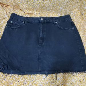 Topshop Moto Black Faded Denim Skirt Size US 12
